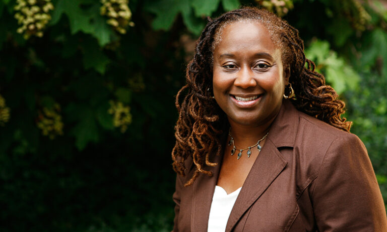 Vetta Sanders Thompson